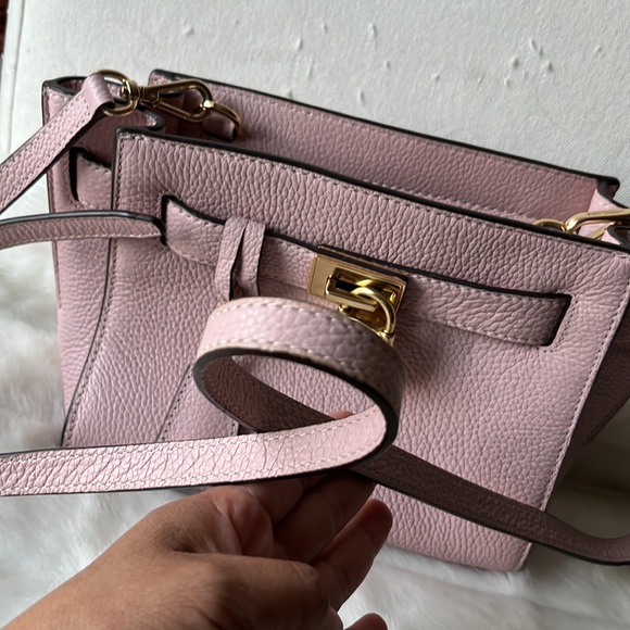 Michael Kors Hamilton Small Crossbody Woman's Travel Messenger Leather Bag Purse - Picture 14 of 15